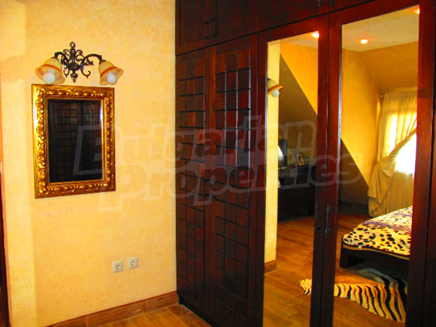 Gallery Picture 36