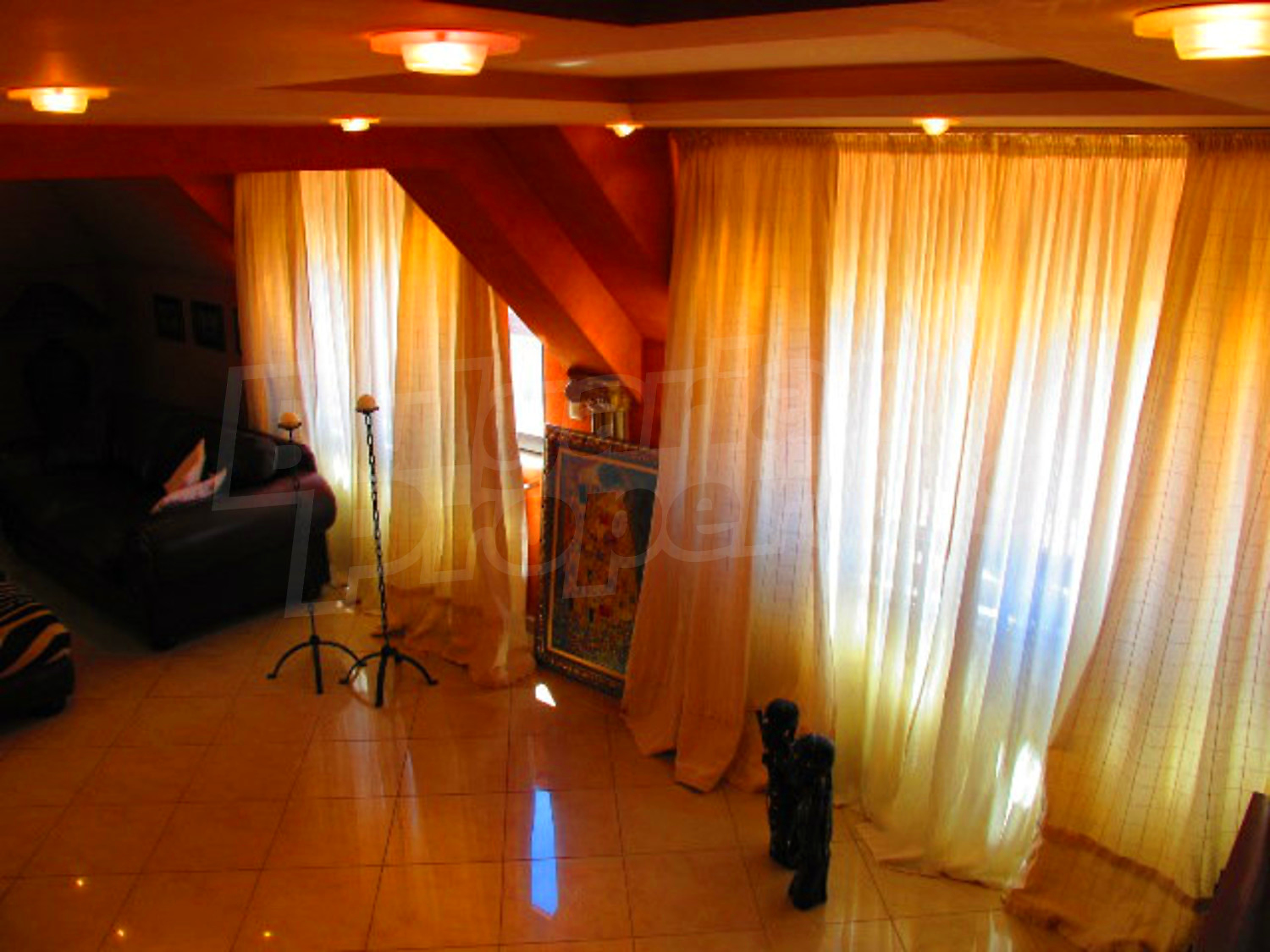 Gallery Picture 51