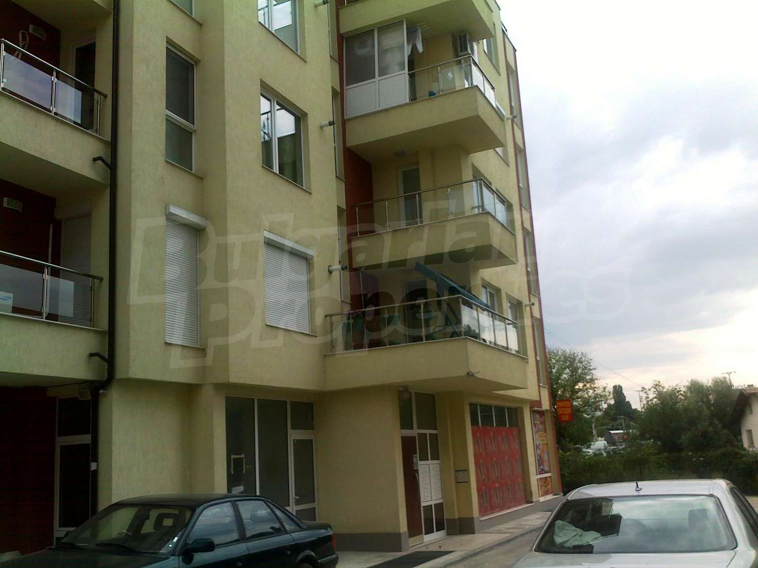 Gallery Picture 13