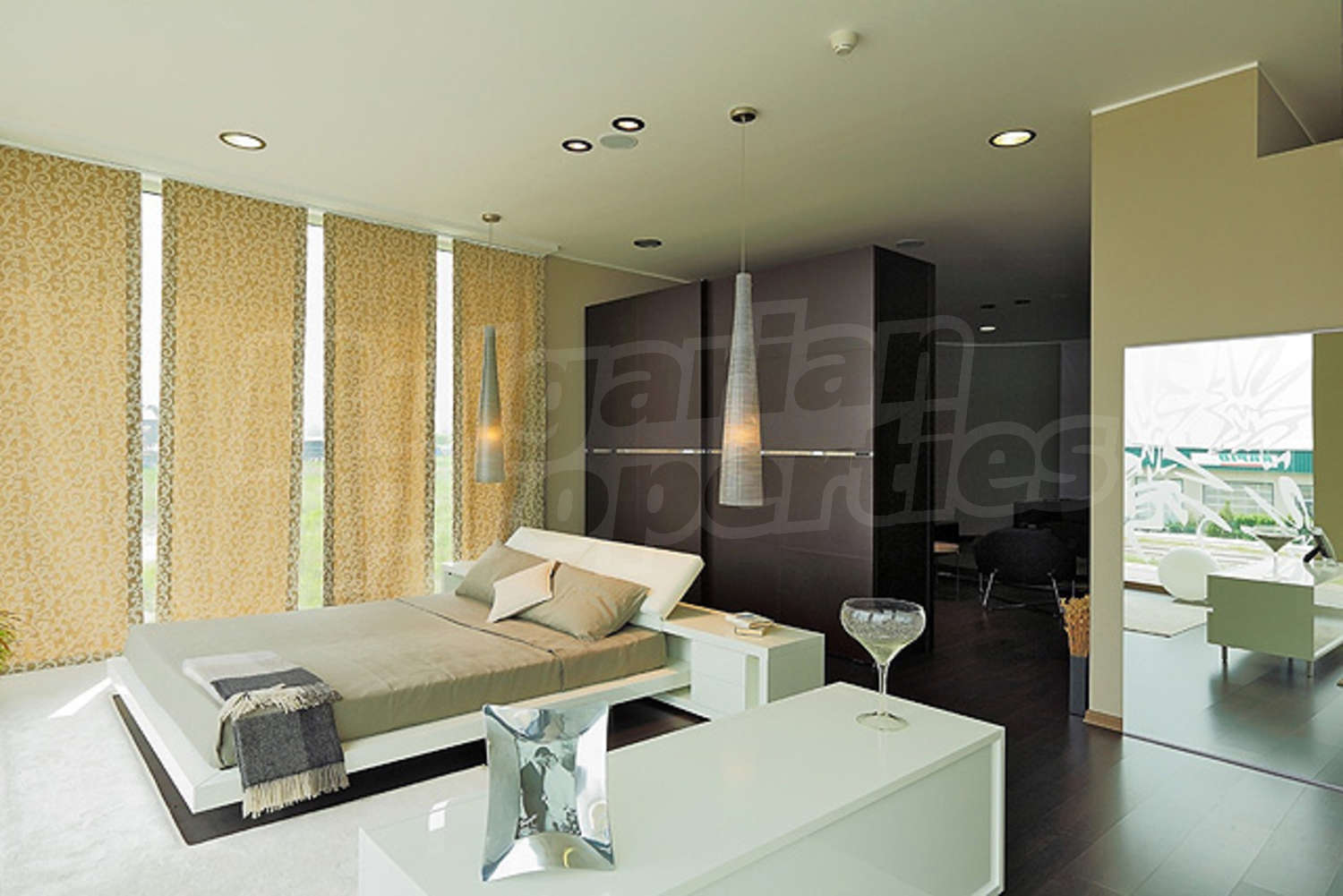 Gallery Picture 40