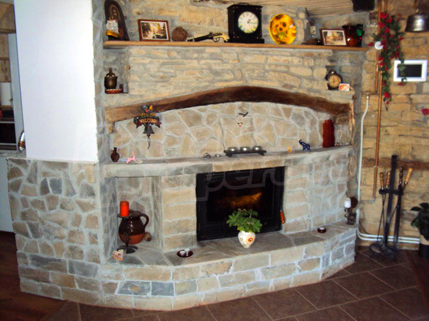 Gallery Picture 4