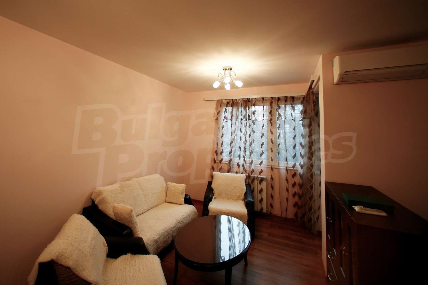 Gallery Picture 2