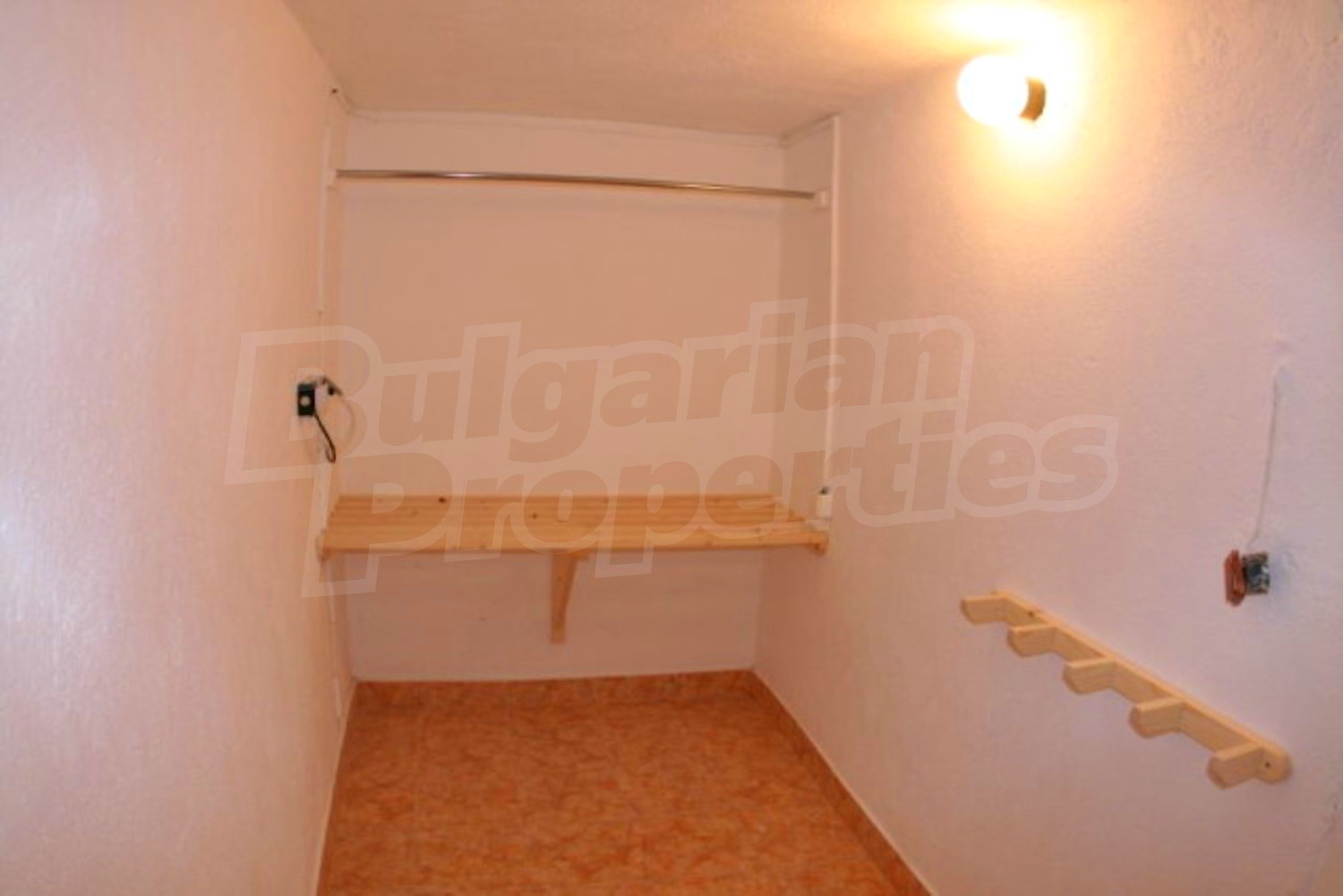 Gallery Picture 12