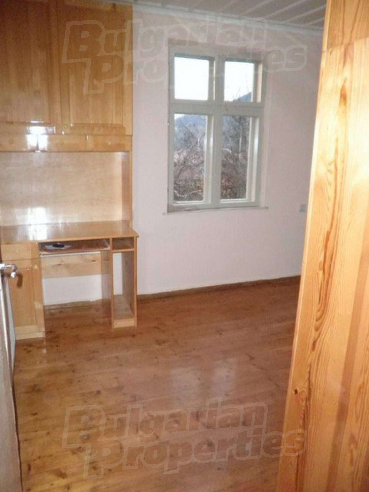 Gallery Picture 17