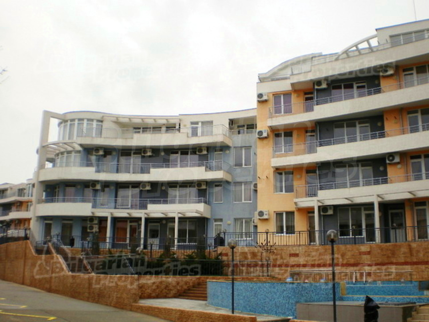 Gallery Picture 6