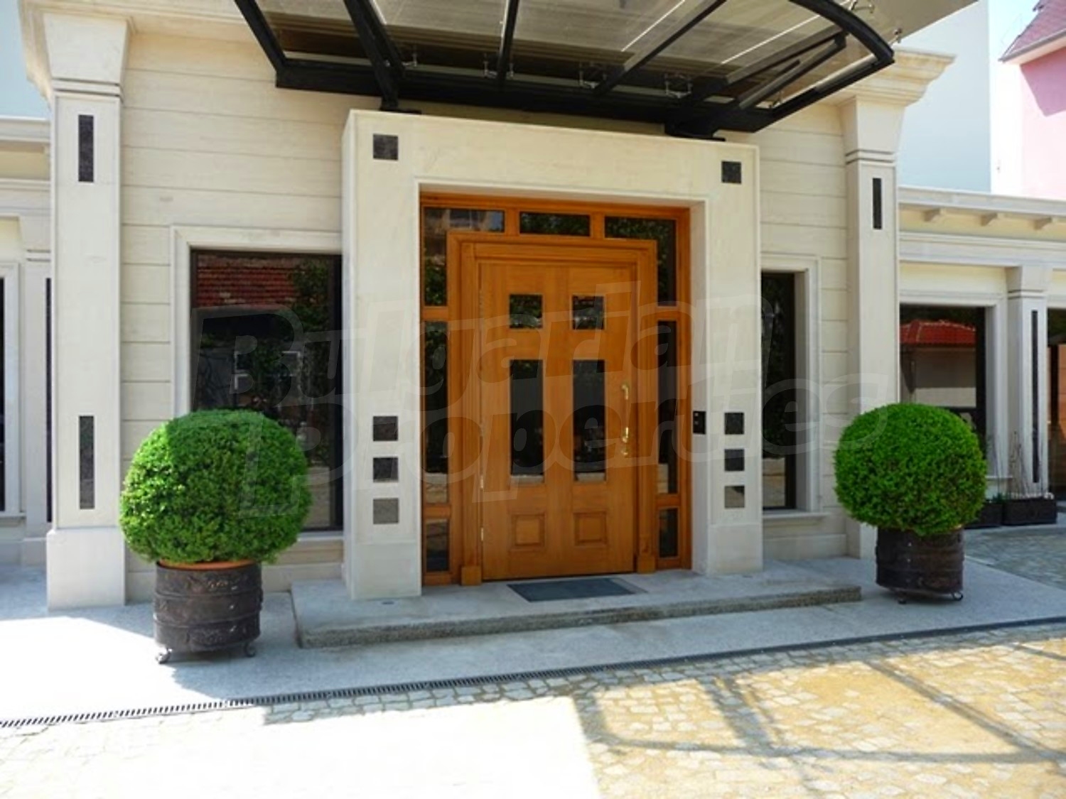 Gallery Picture 23