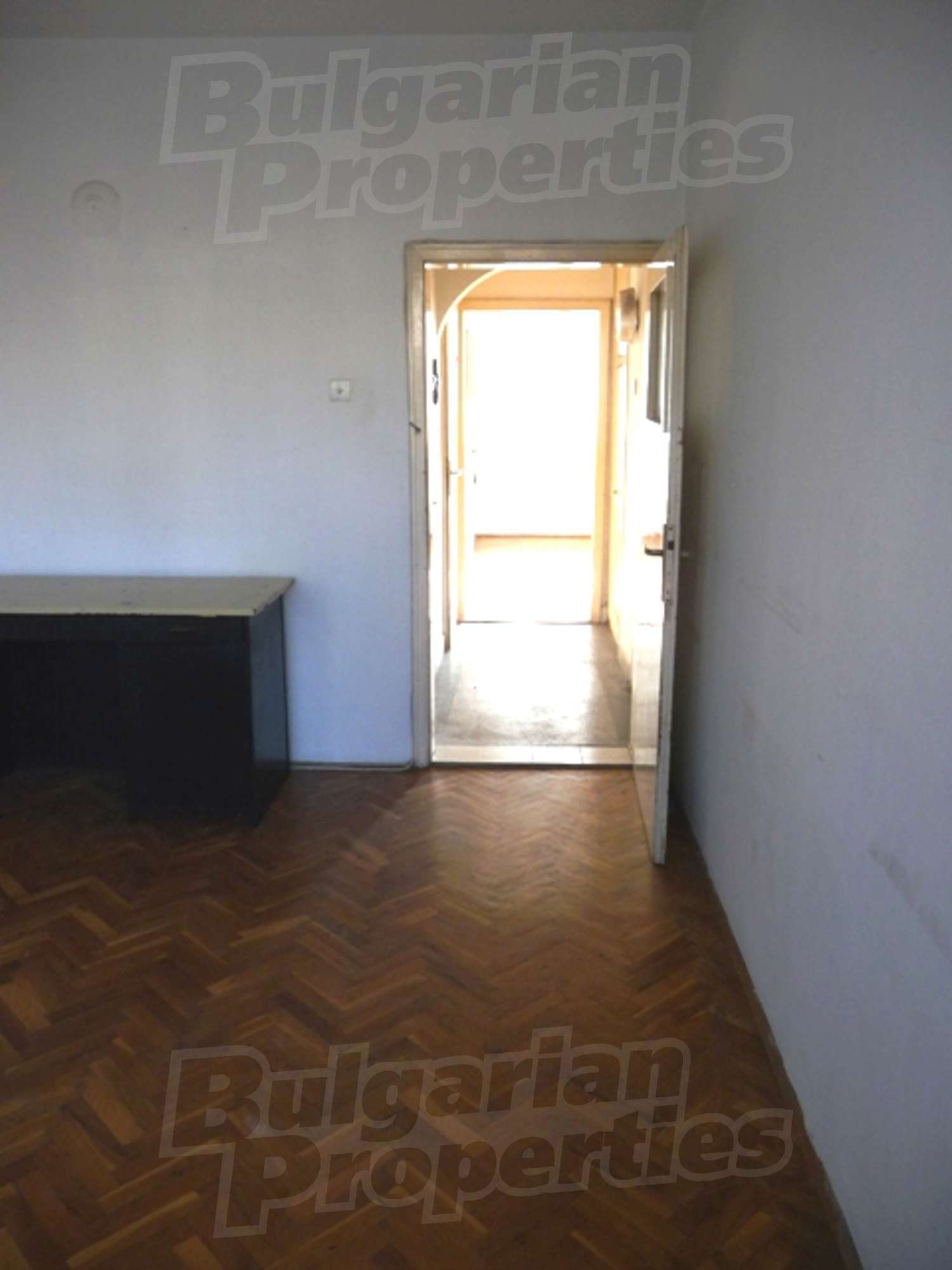 Gallery Picture 11
