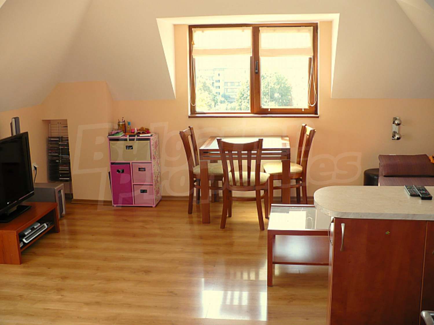 Gallery Picture 5