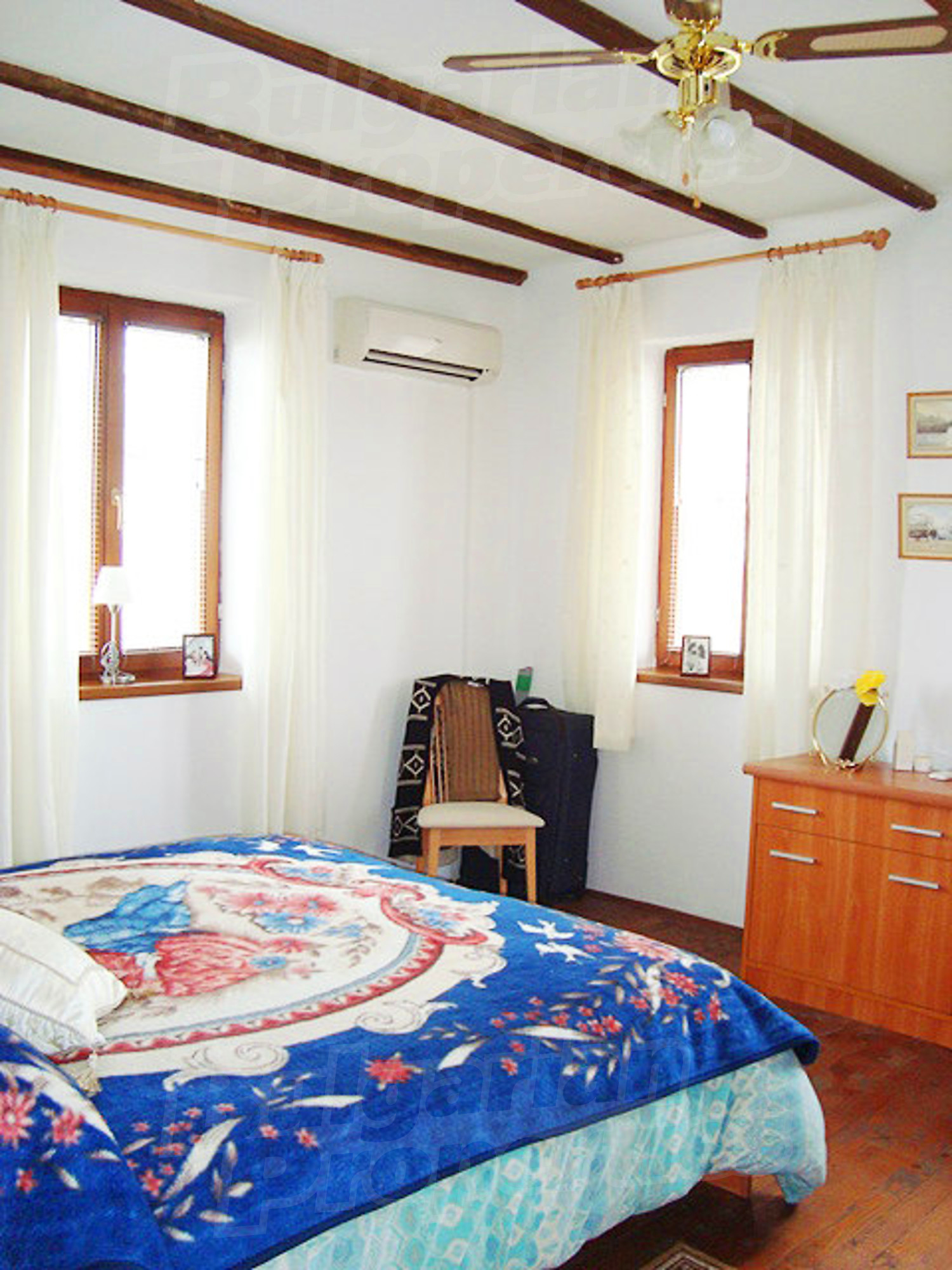 Gallery Picture 30