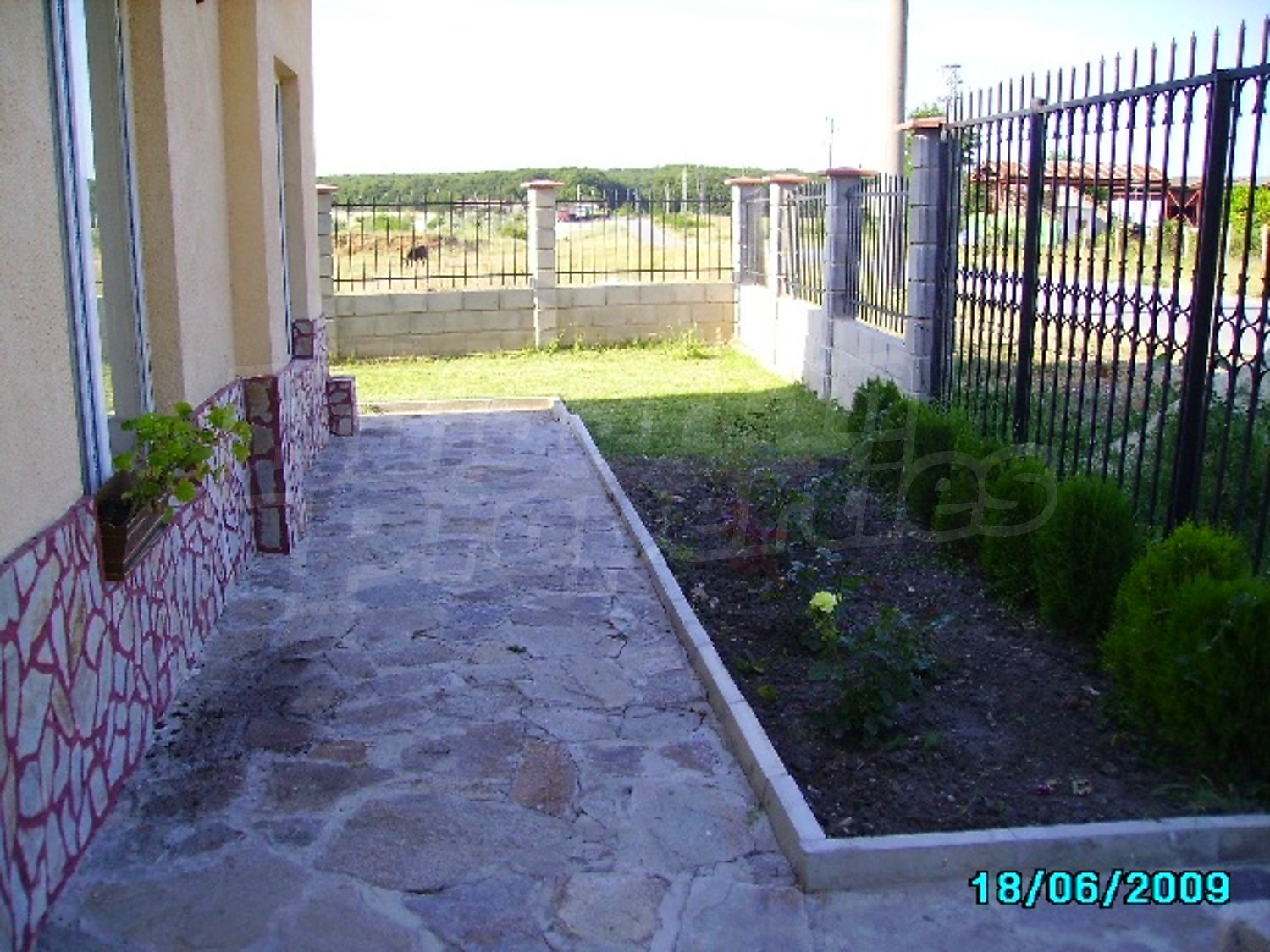 Gallery Picture 6
