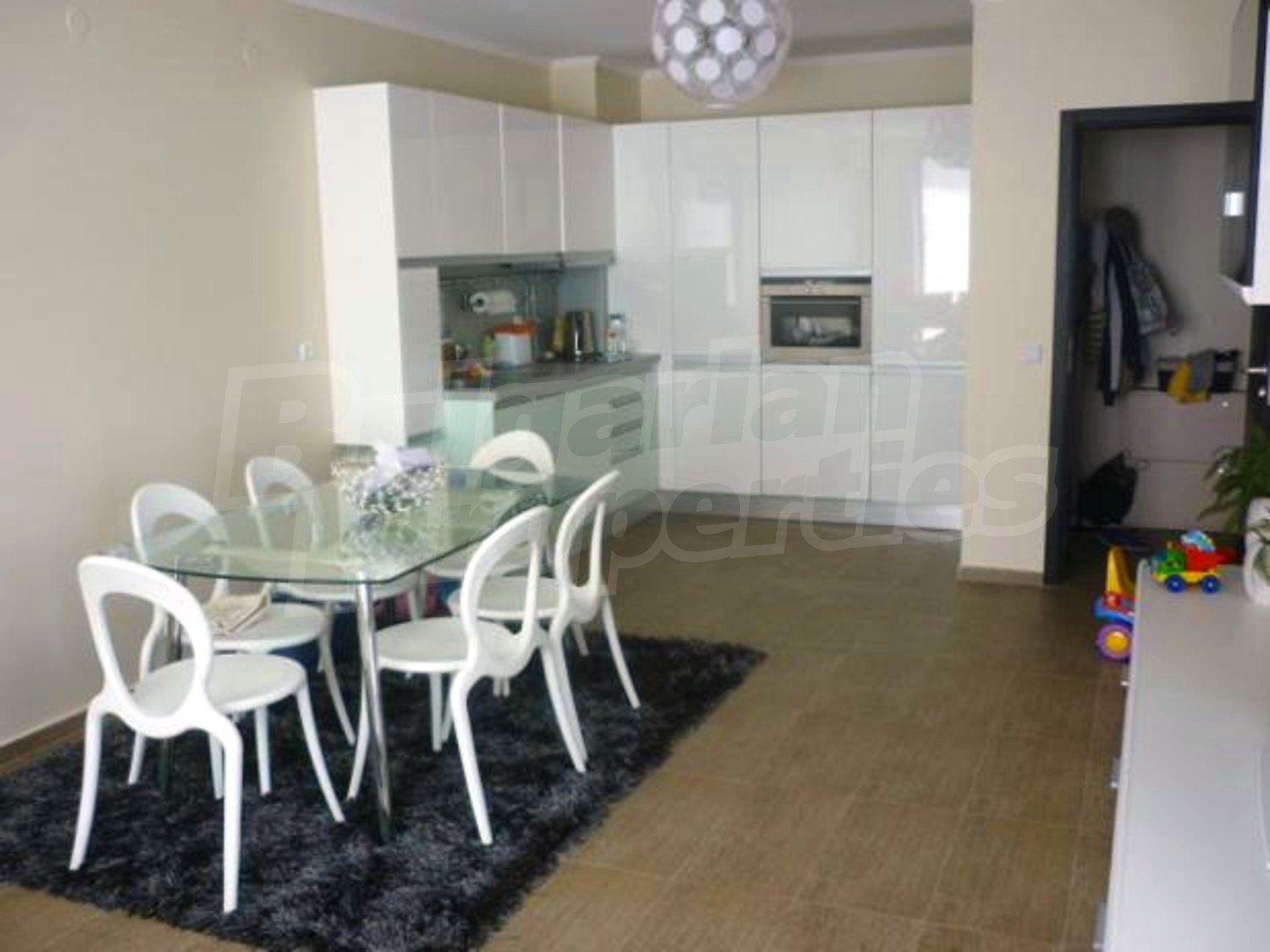Gallery Picture 11
