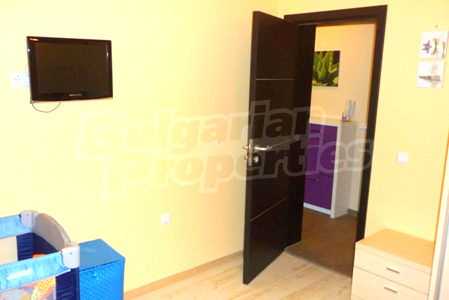 Gallery Picture 19