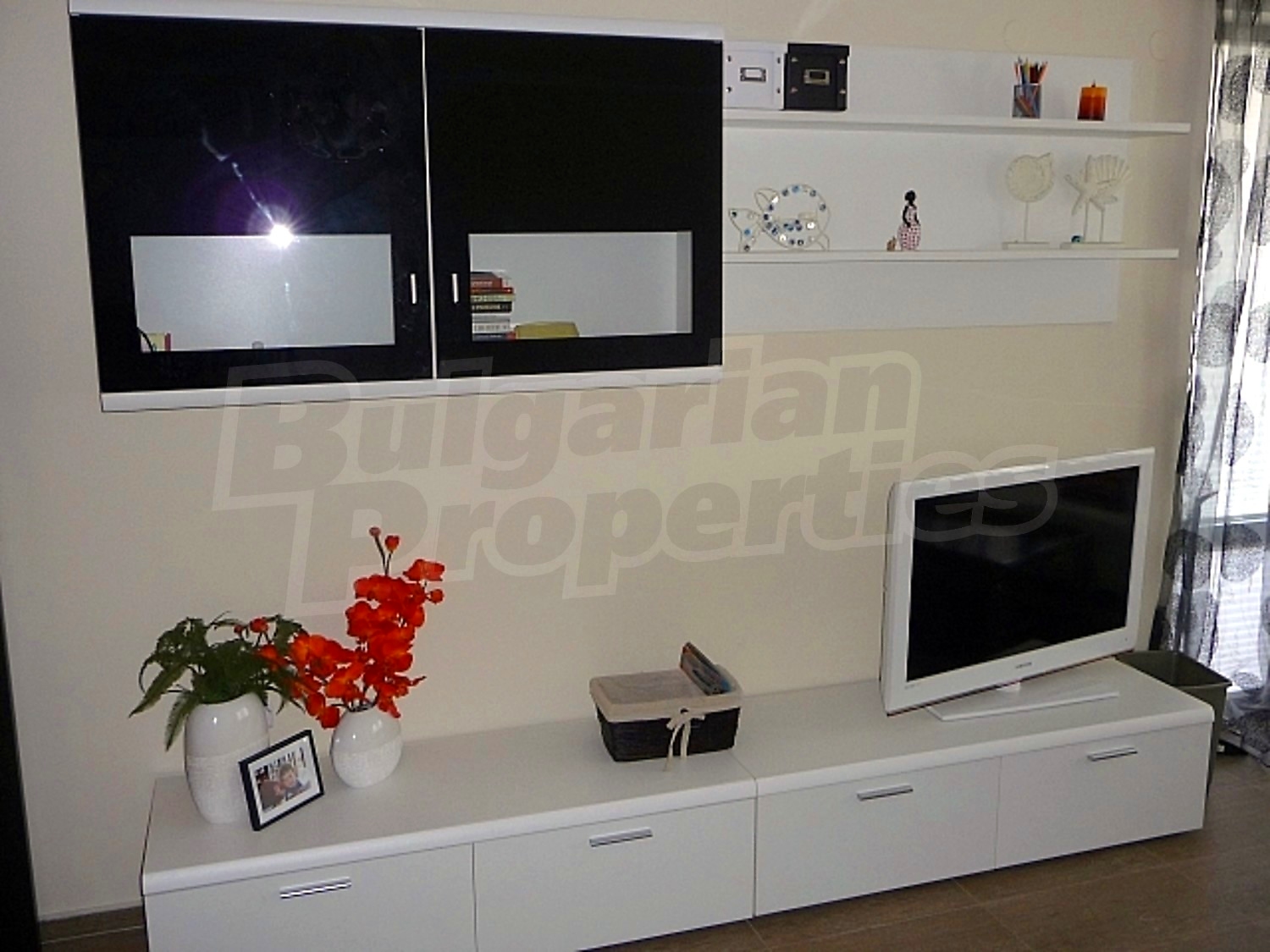 Gallery Picture 7