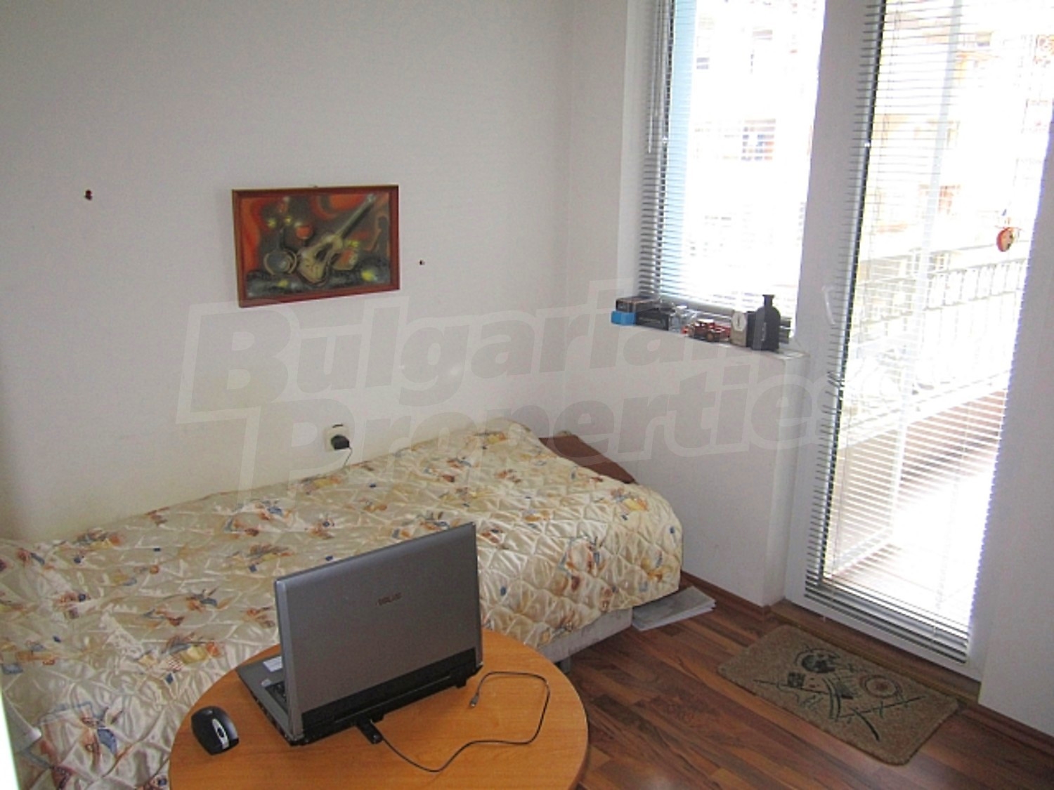 Gallery Picture 10