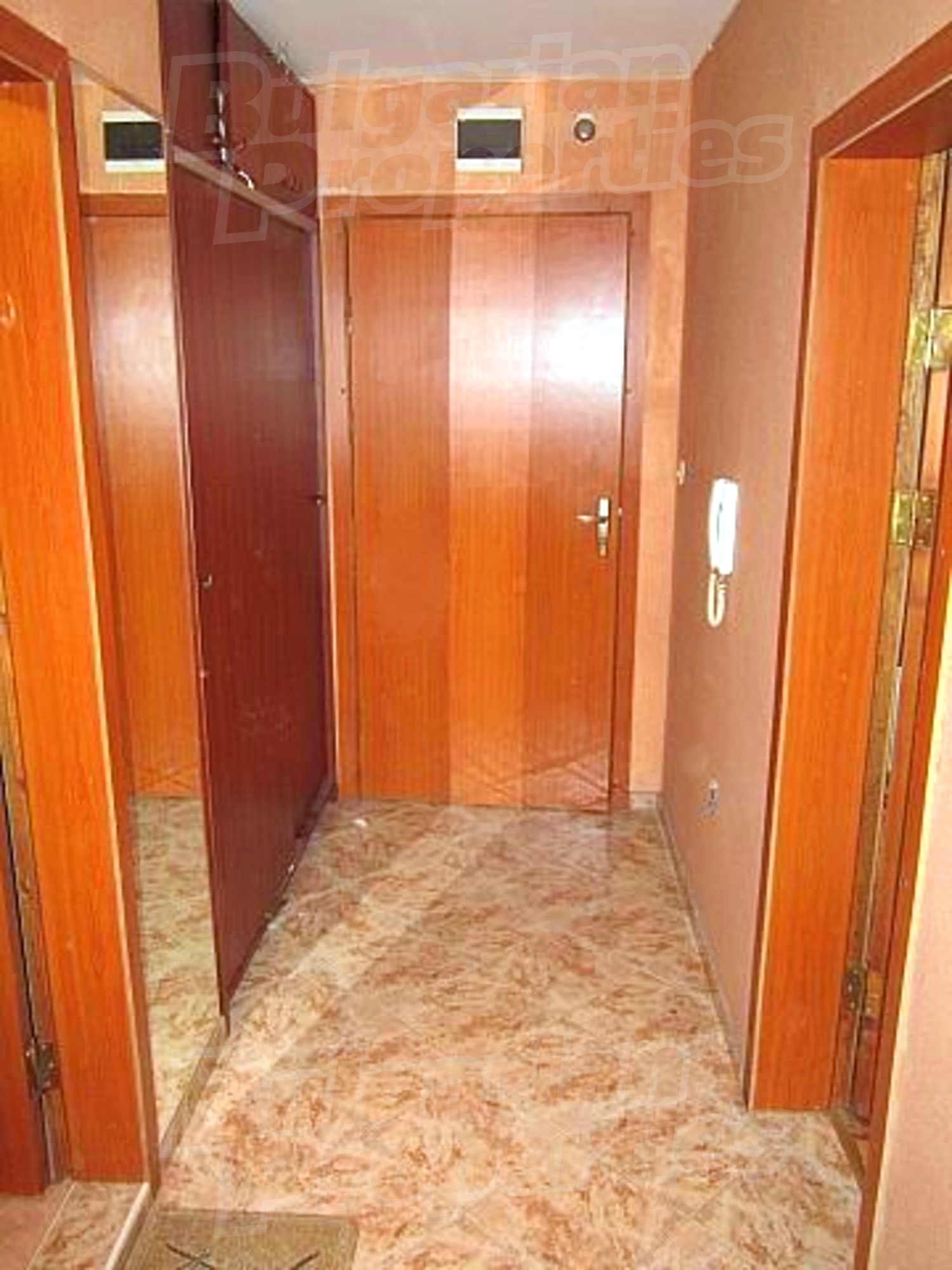 Gallery Picture 15