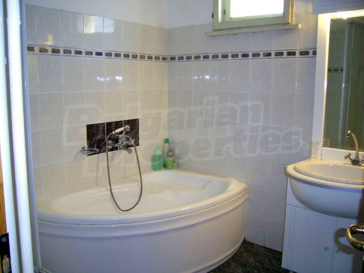 Gallery Picture 25