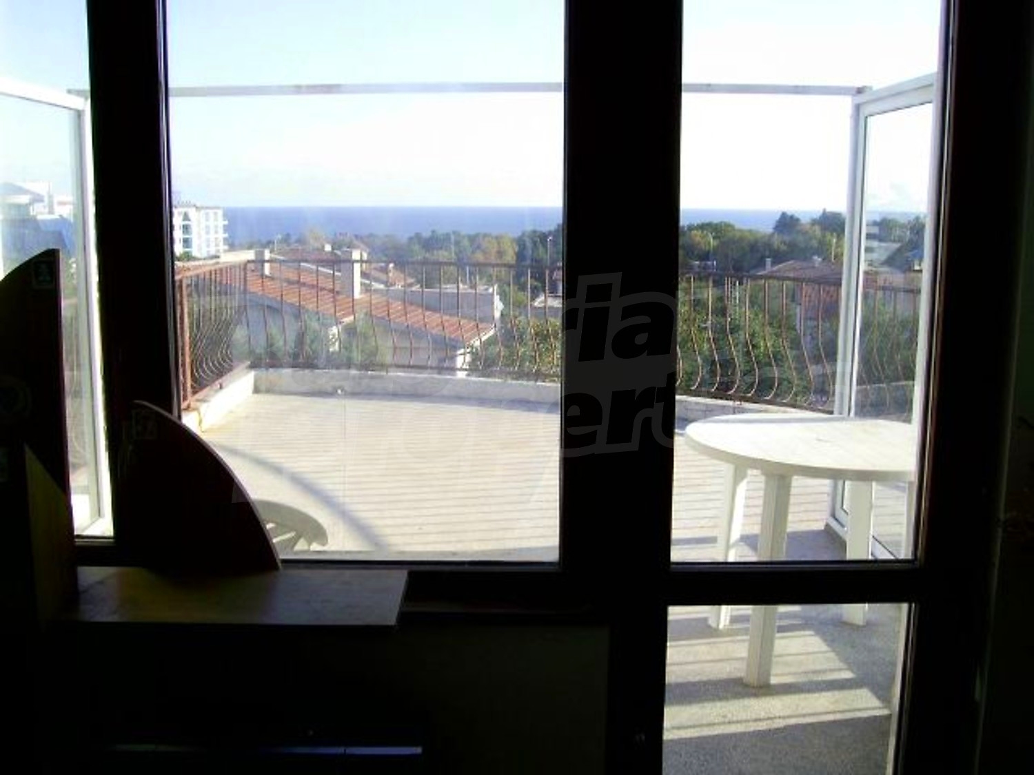 Gallery Picture 9