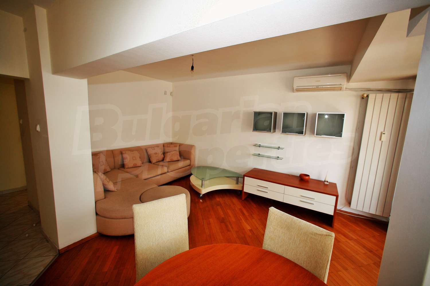 Gallery Picture 2