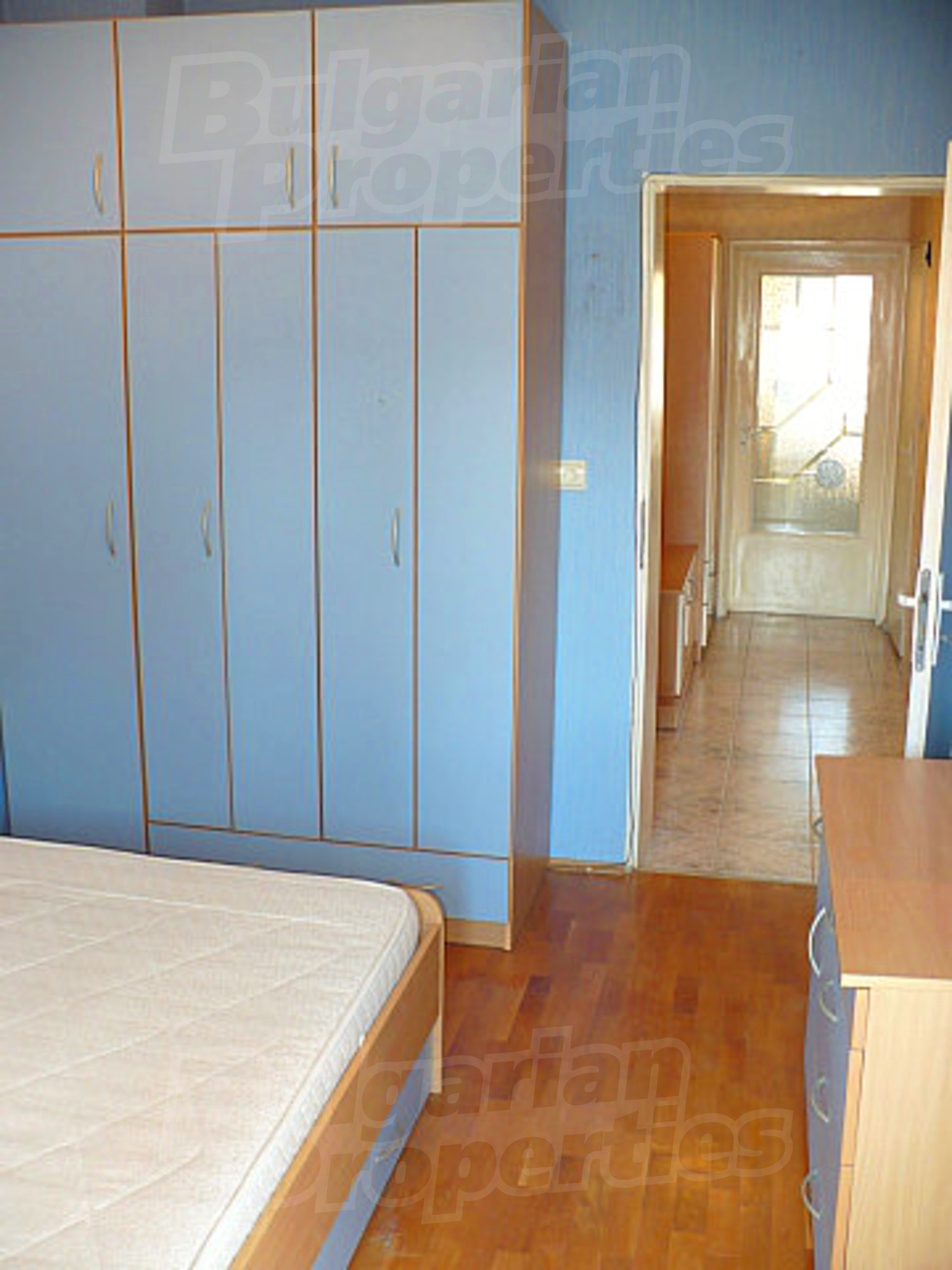 Gallery Picture 14