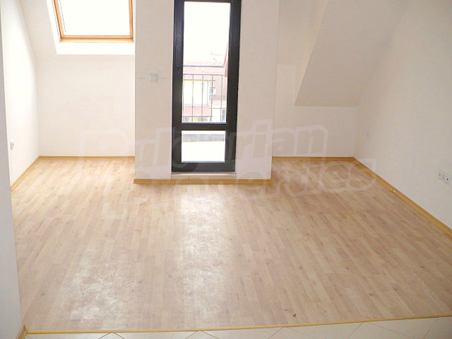 Gallery Picture 2
