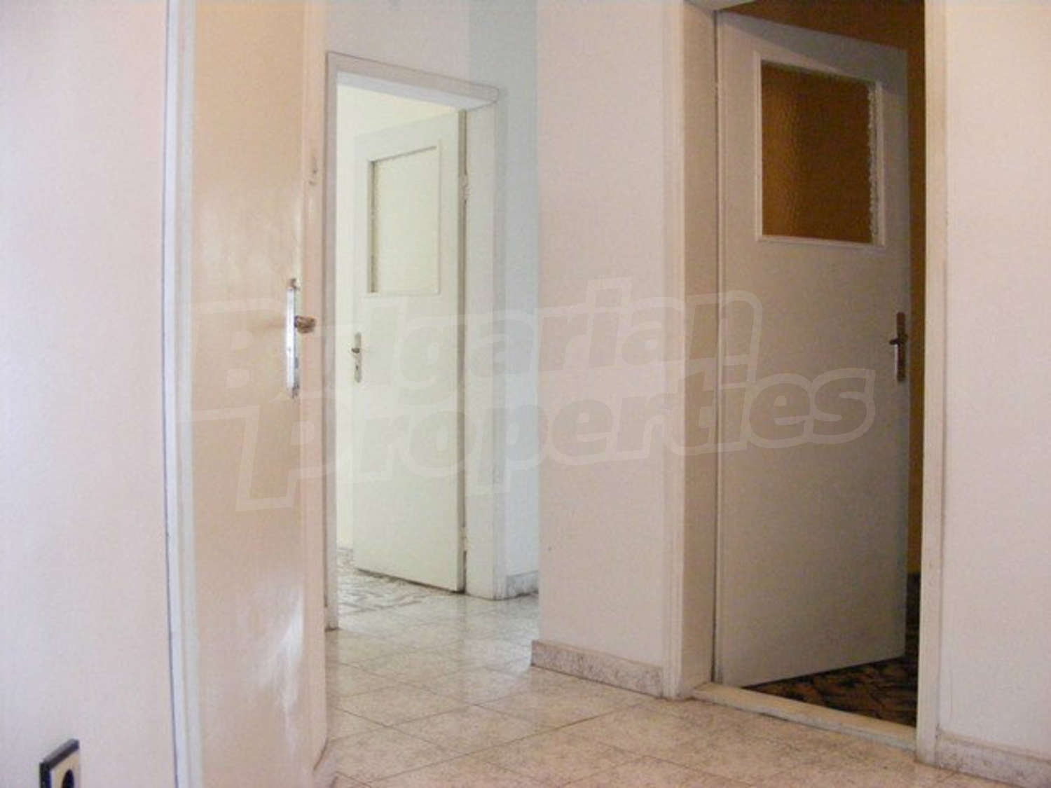 Gallery Picture 2