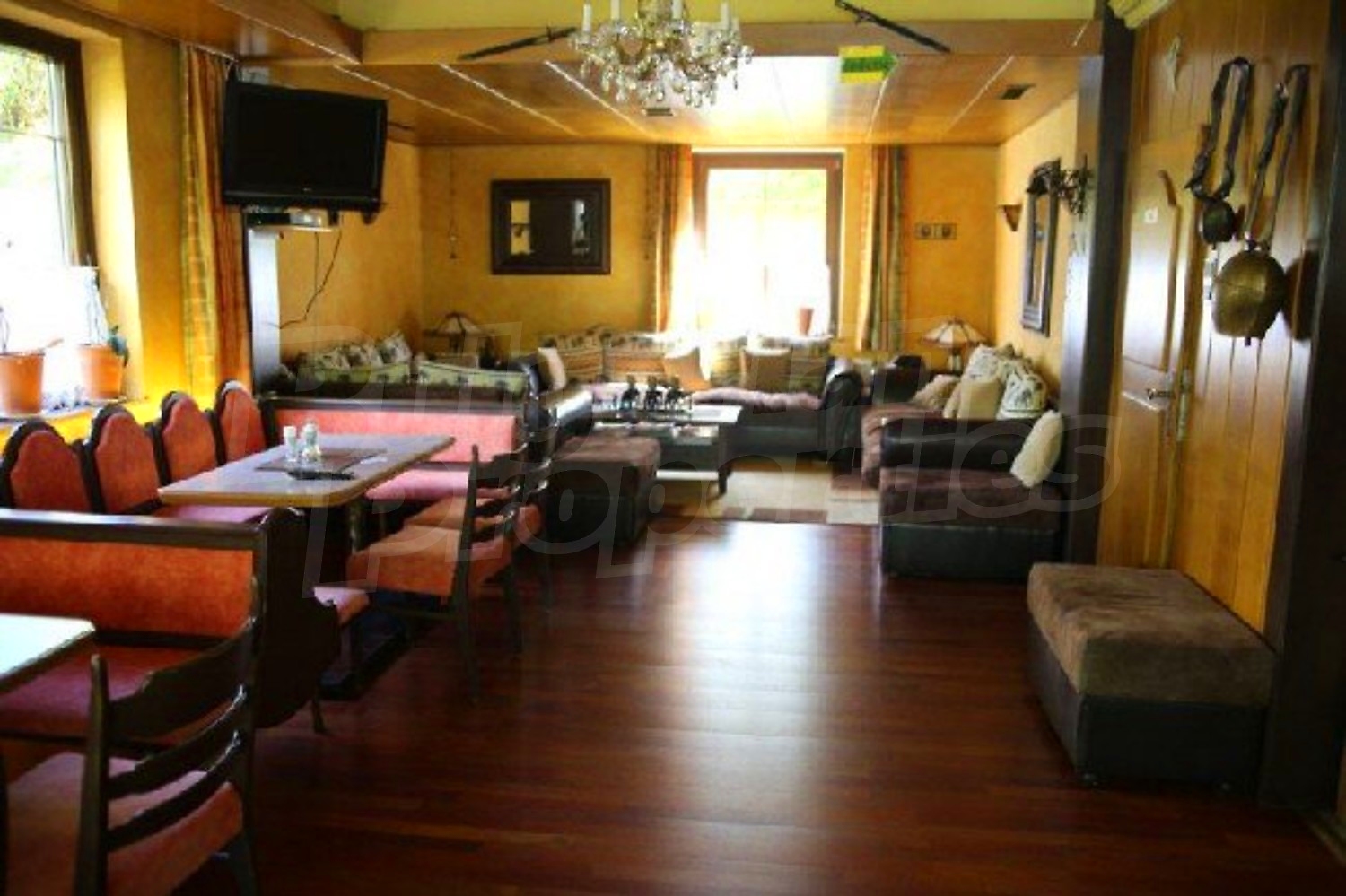 Gallery Picture 8