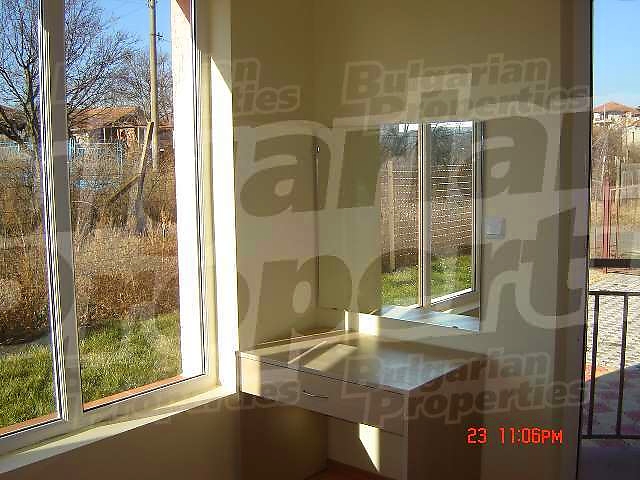 Gallery Picture 7