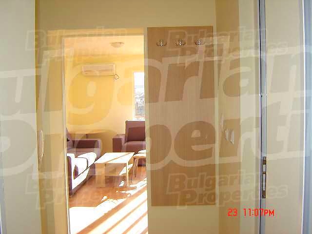 Gallery Picture 9