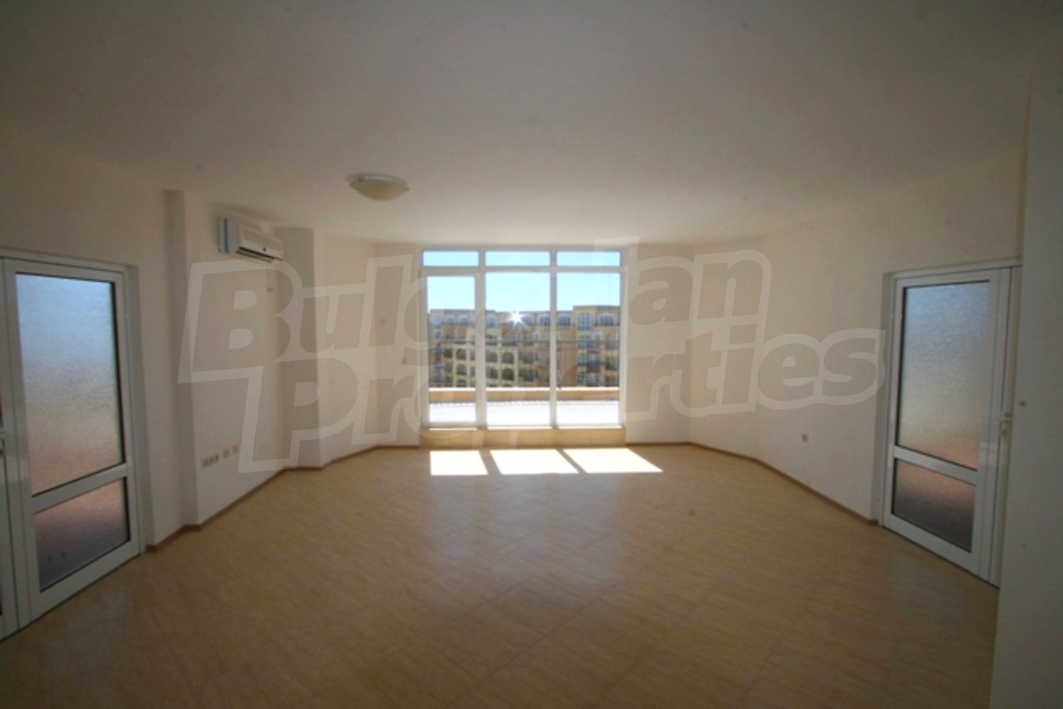 Gallery Picture 15