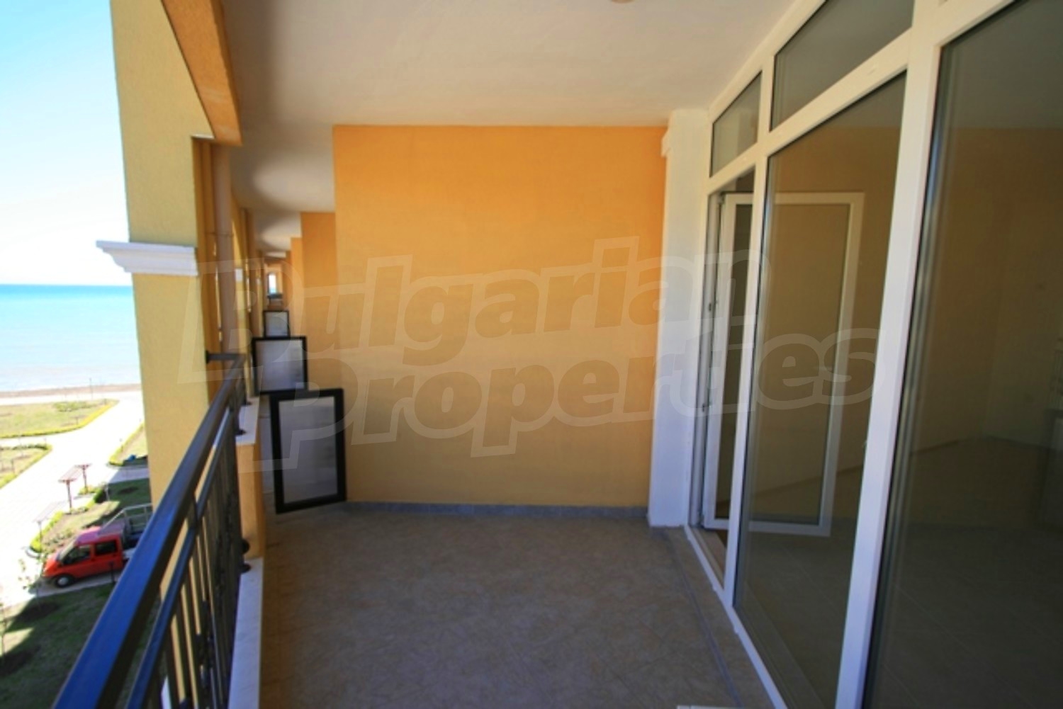 Gallery Picture 26
