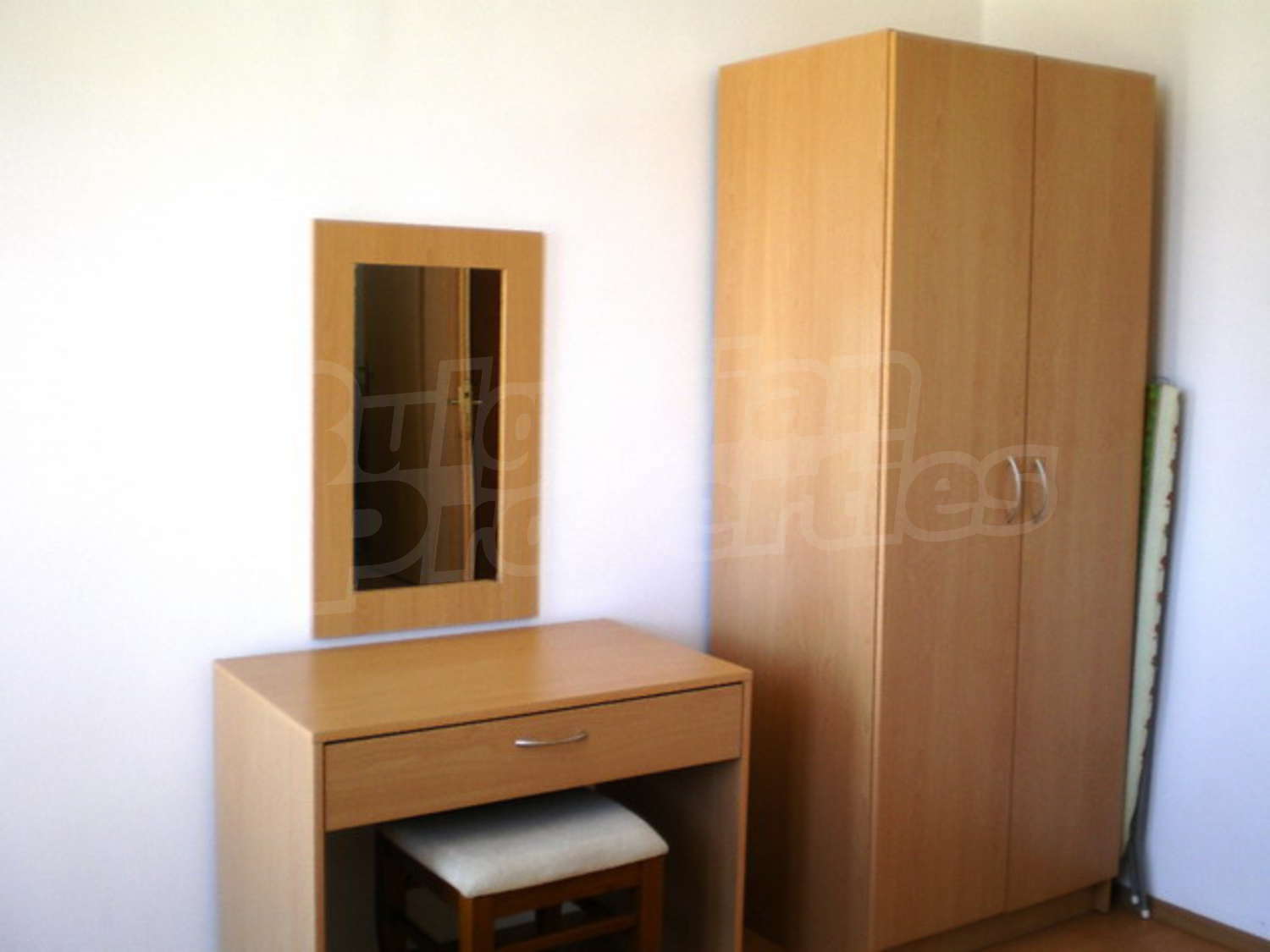 Gallery Picture 13