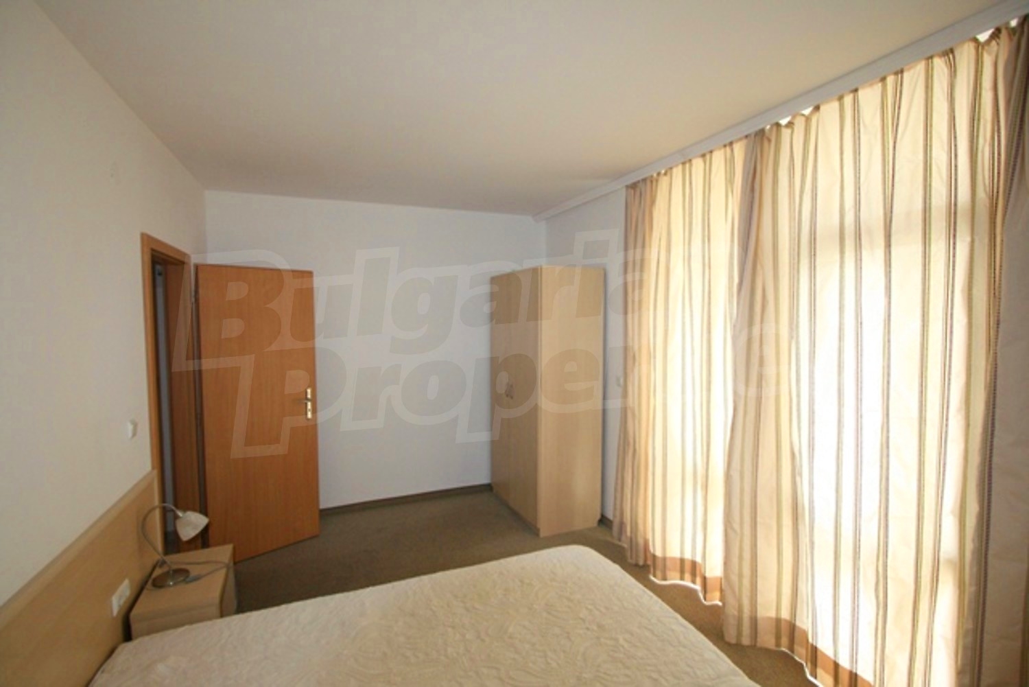 Gallery Picture 13