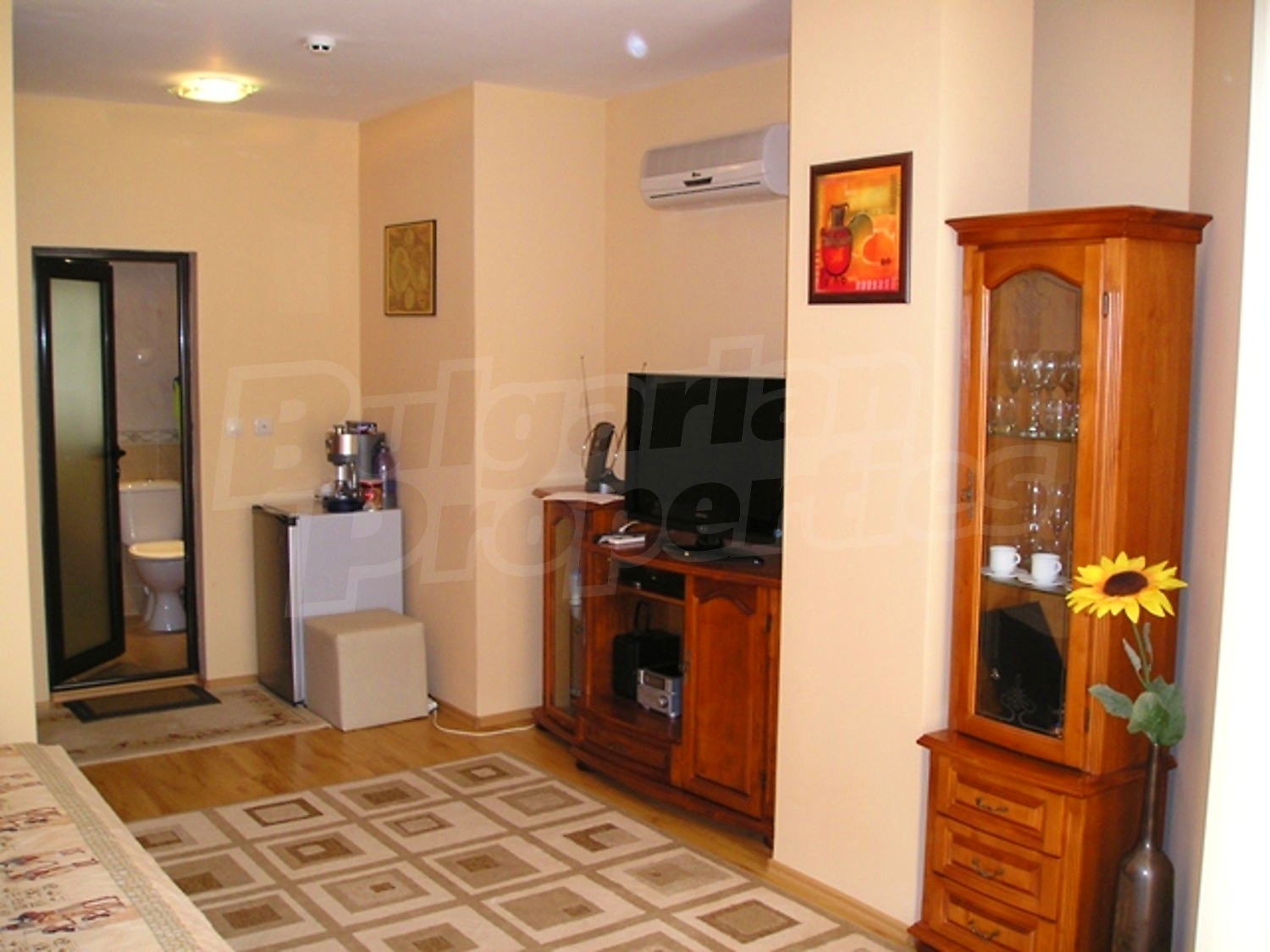 Gallery Picture 12