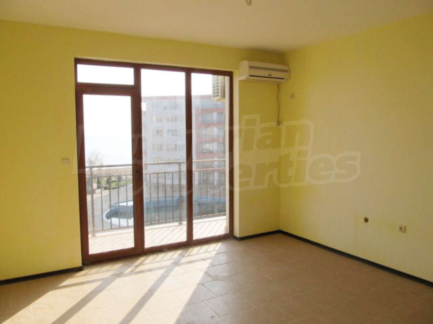 Gallery Picture 10