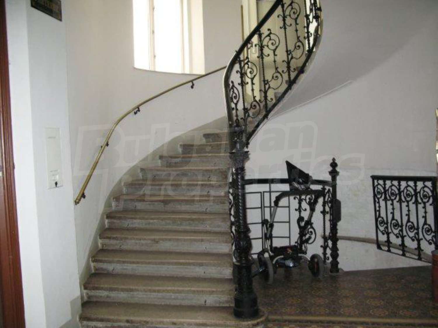 Gallery Picture 5