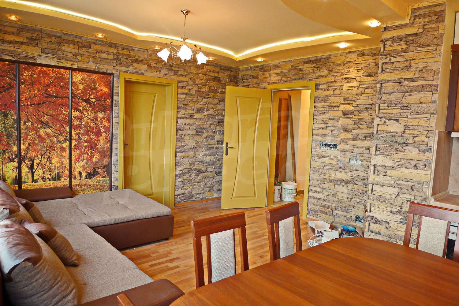 Gallery Picture 2