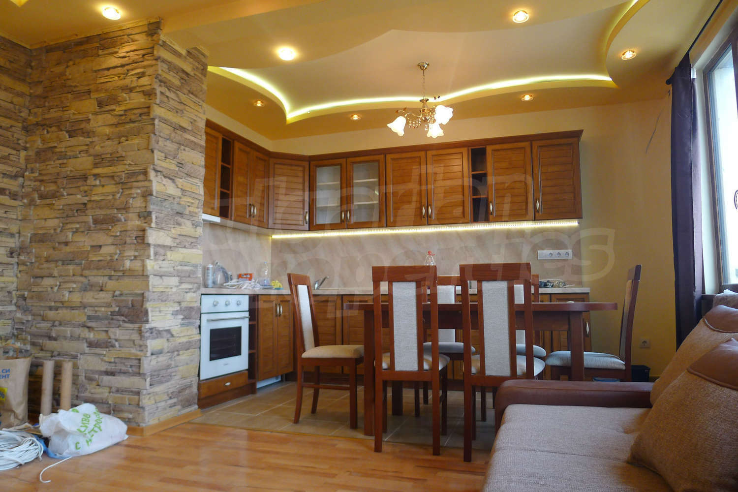 Gallery Picture 4