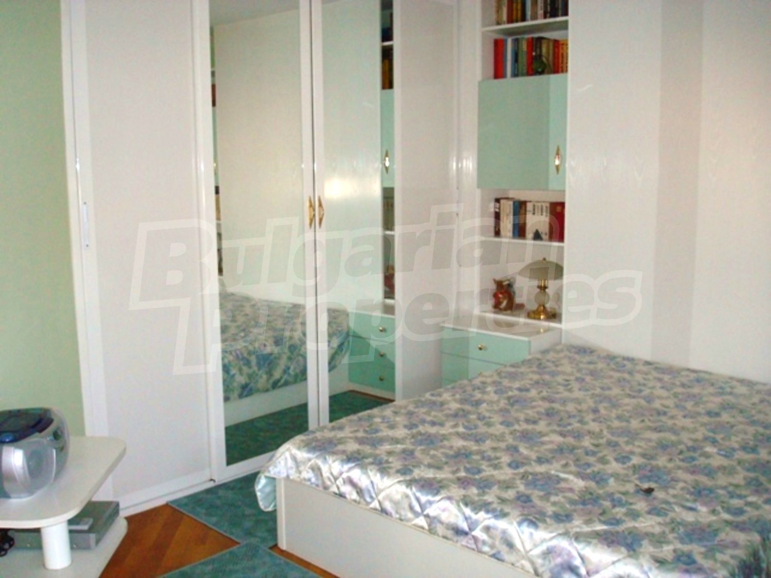 Gallery Picture 9