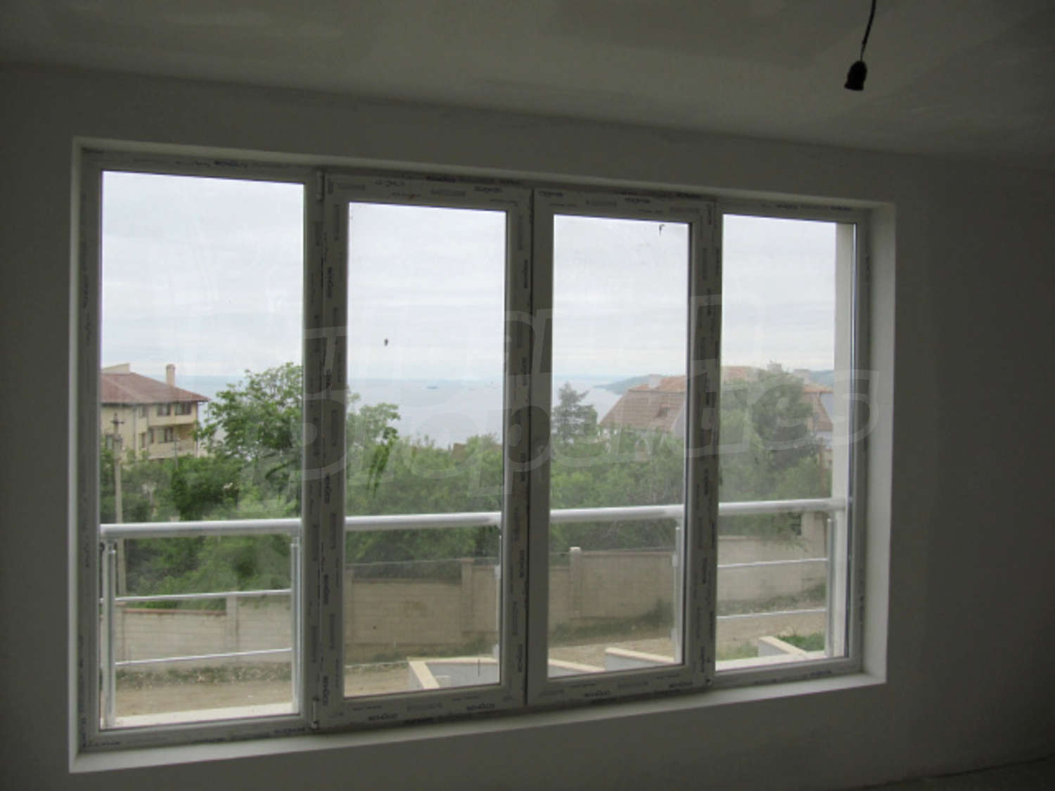 Gallery Picture 9