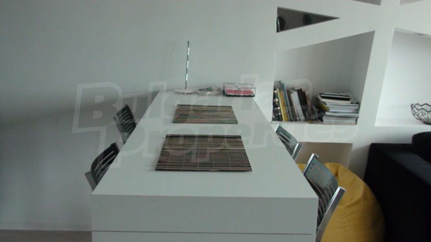 Gallery Picture 7