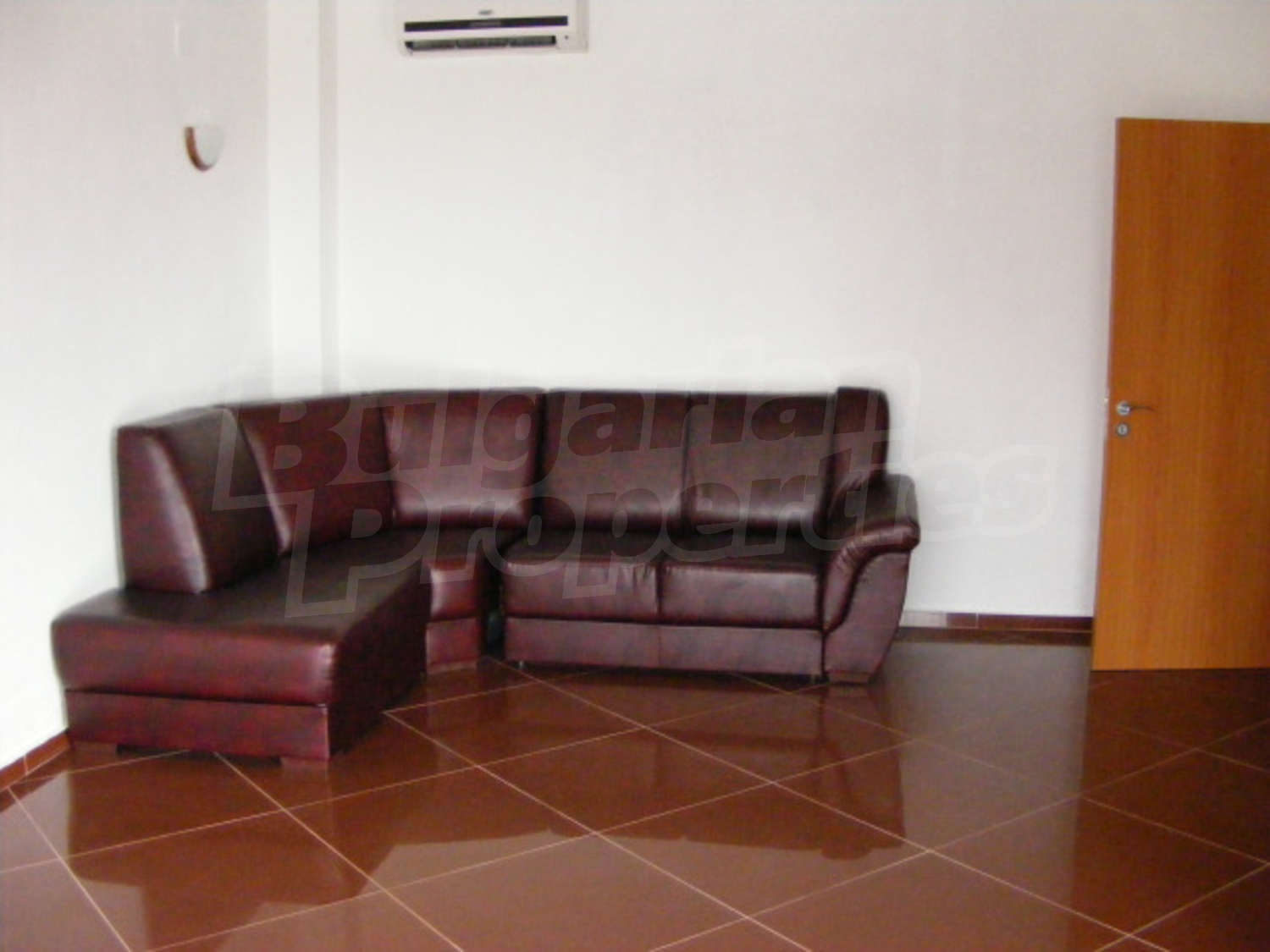 Gallery Picture 10
