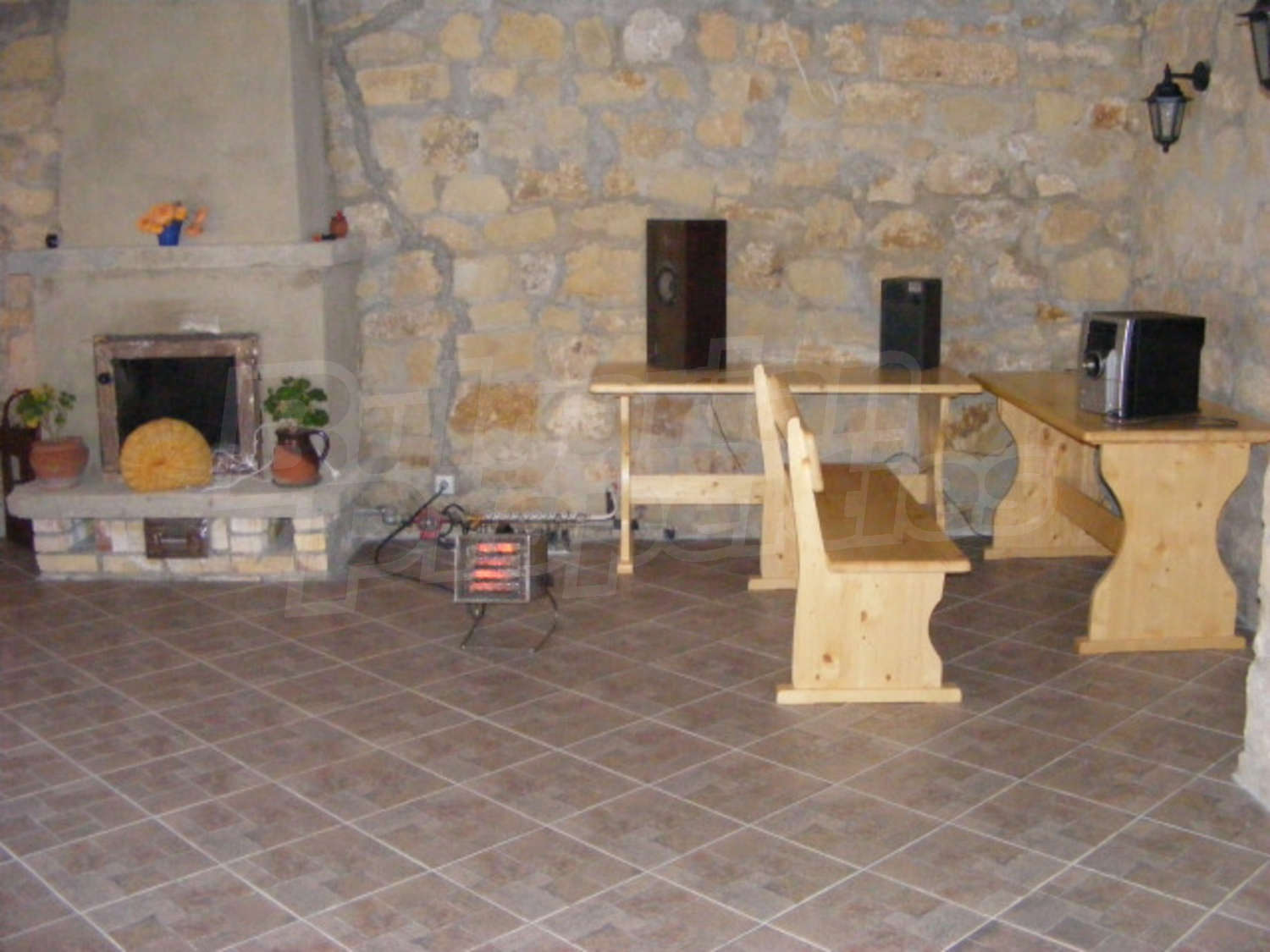 Gallery Picture 35