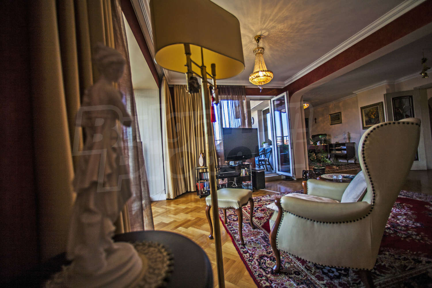 Gallery Picture 5