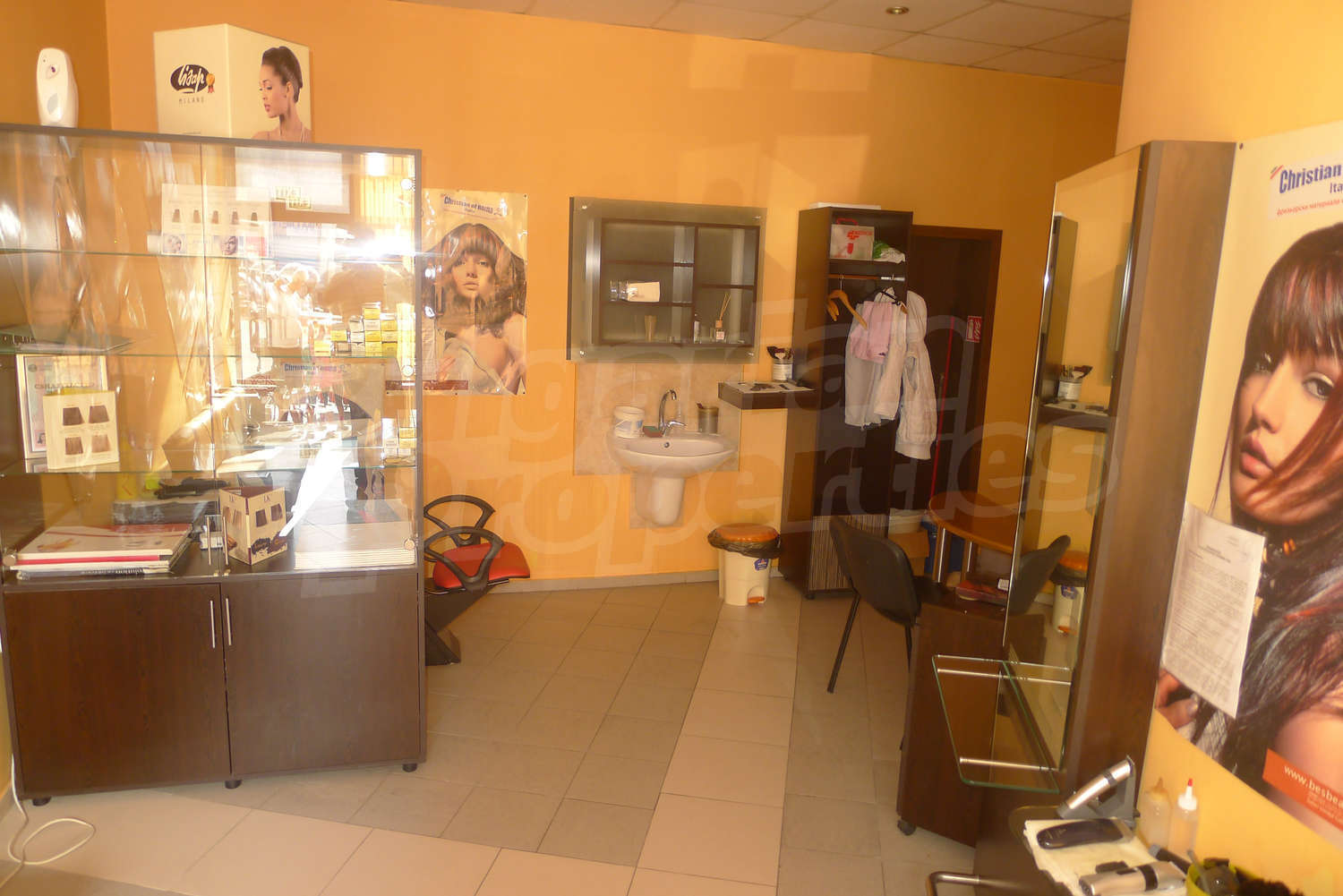 Gallery Picture 12