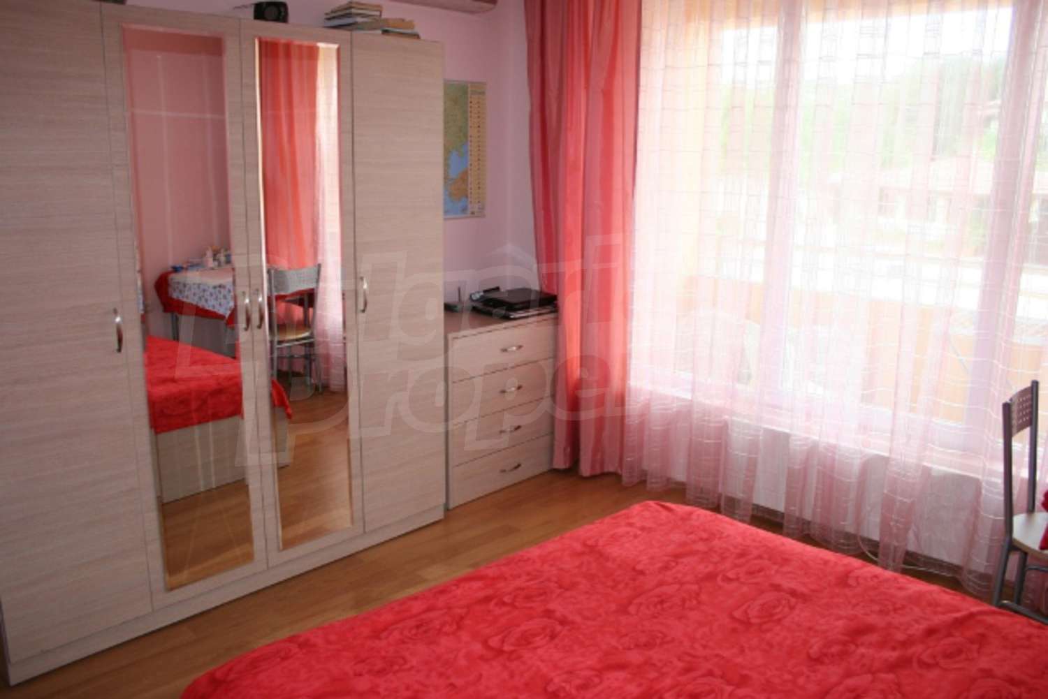 Gallery Picture 6
