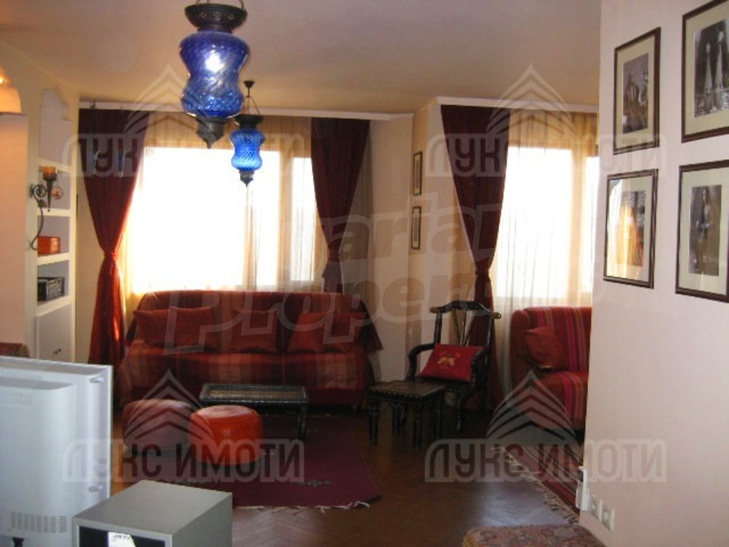 Gallery Picture 10