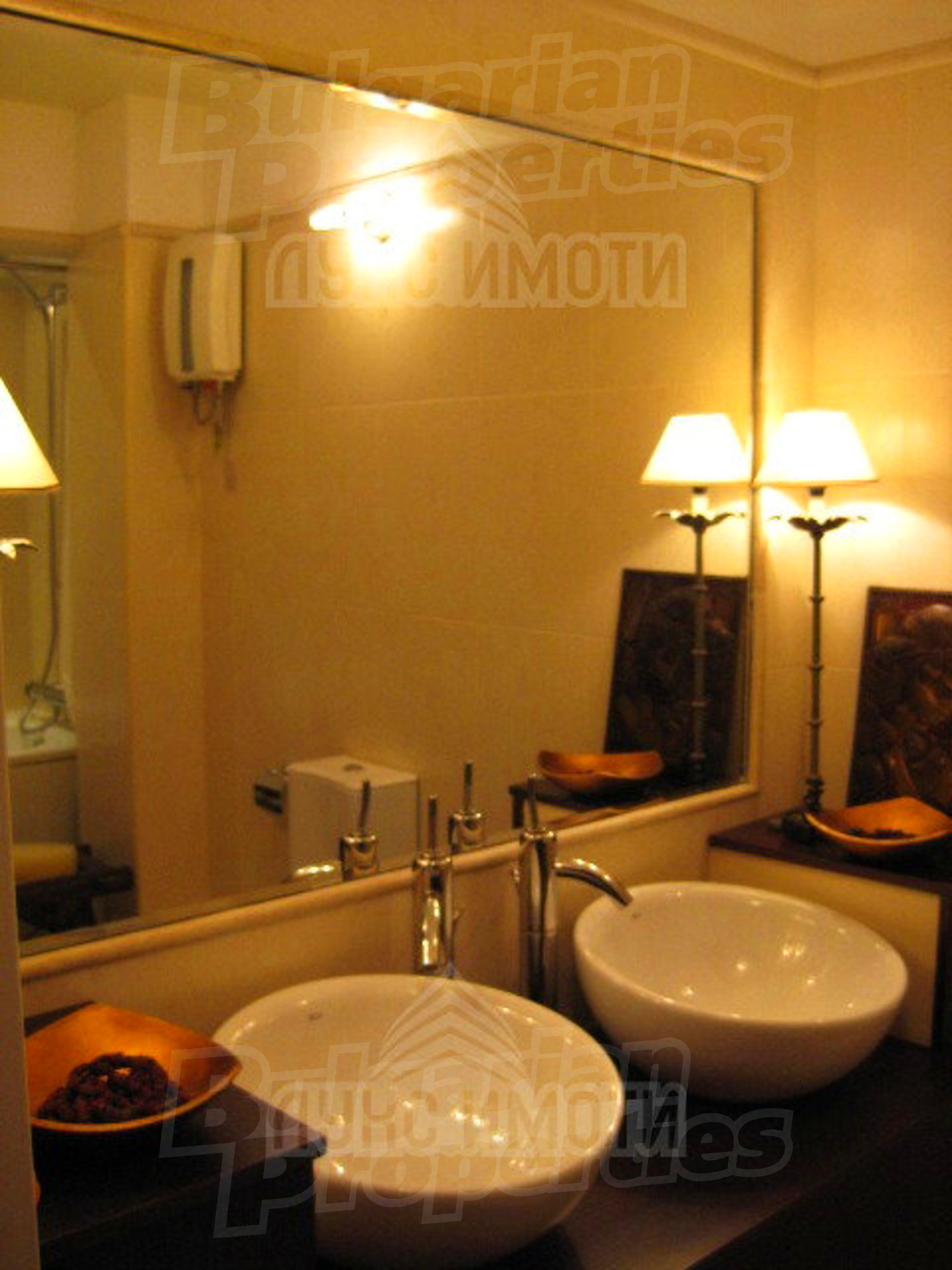 Gallery Picture 23
