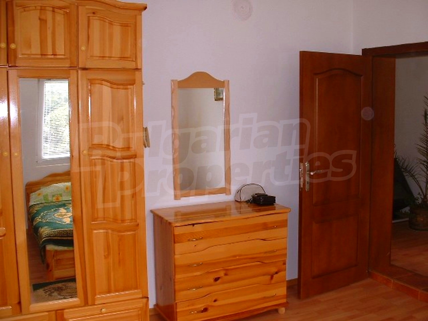 Gallery Picture 12