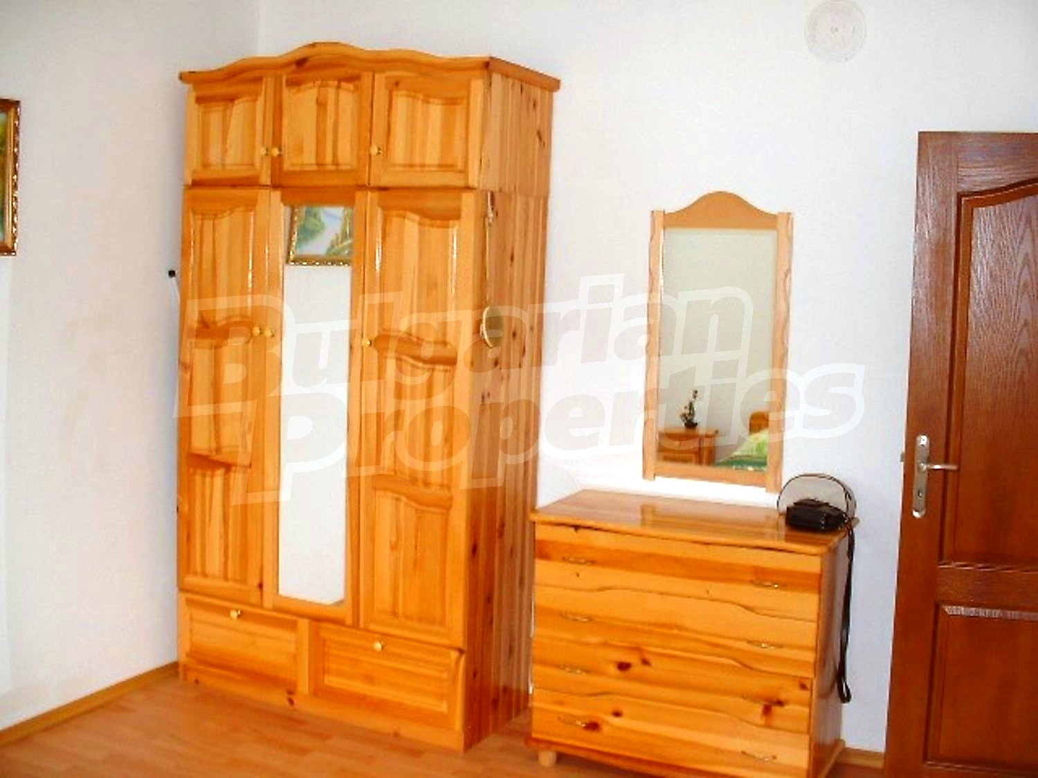 Gallery Picture 13