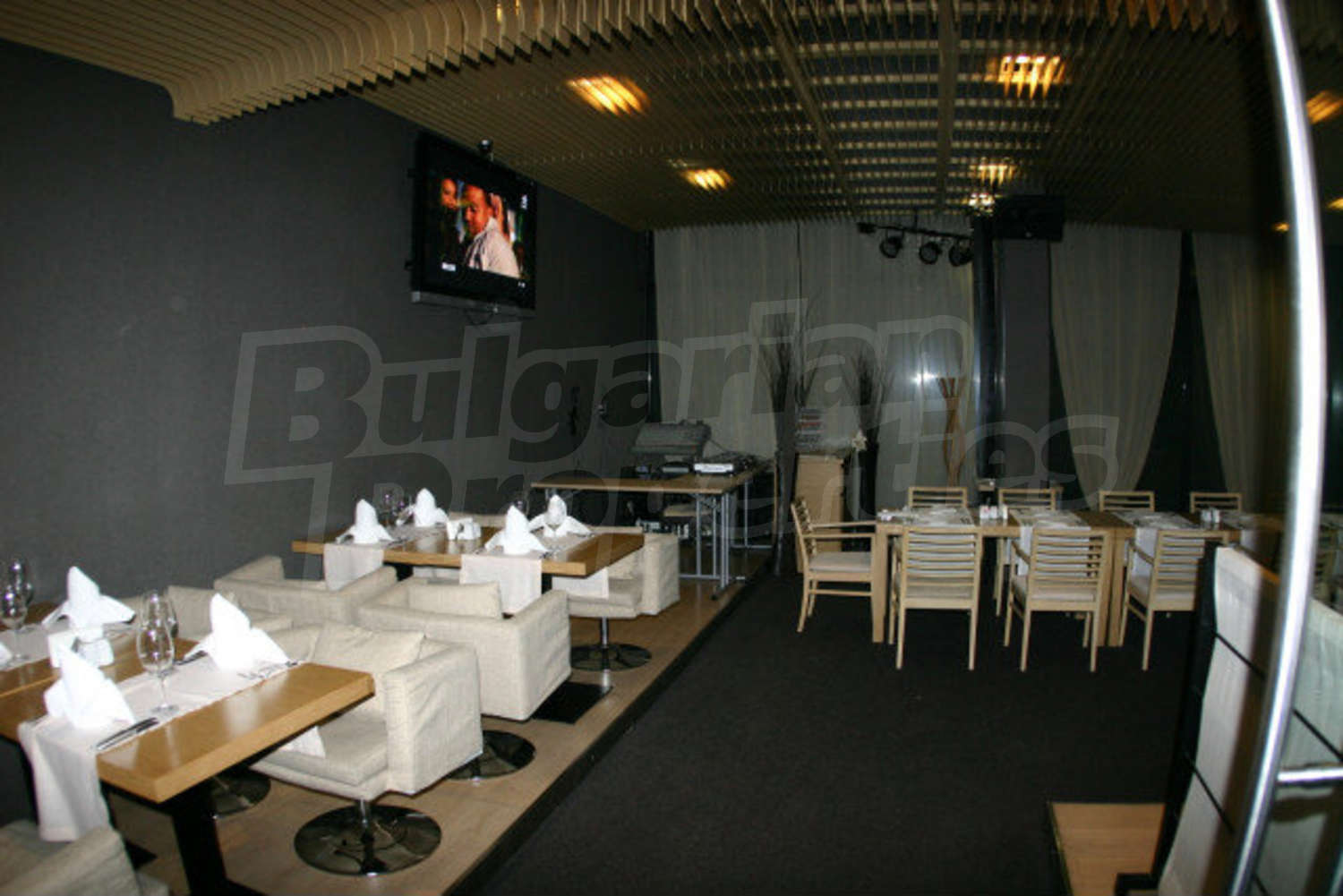 Gallery Picture 12